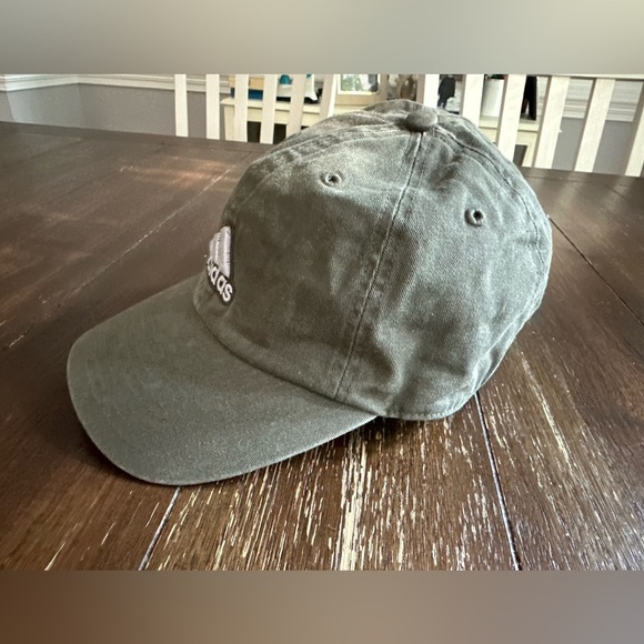 Adidas Climalite hat - Picture 2 of 11